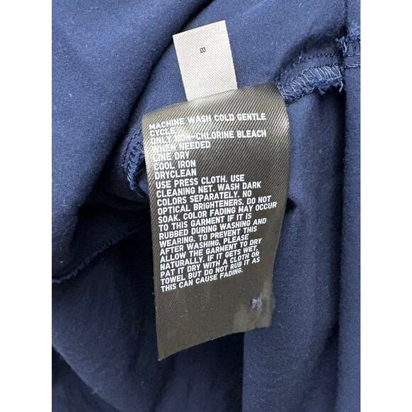 UniQlo Shift Dress, Navy Blue, Gusseted Elbow, One Button Closure, Size M - Picture 6 of 6